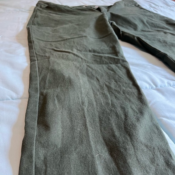 Old Navy High-Waisted Pixie Ankle Pants - Picture 2 of 5